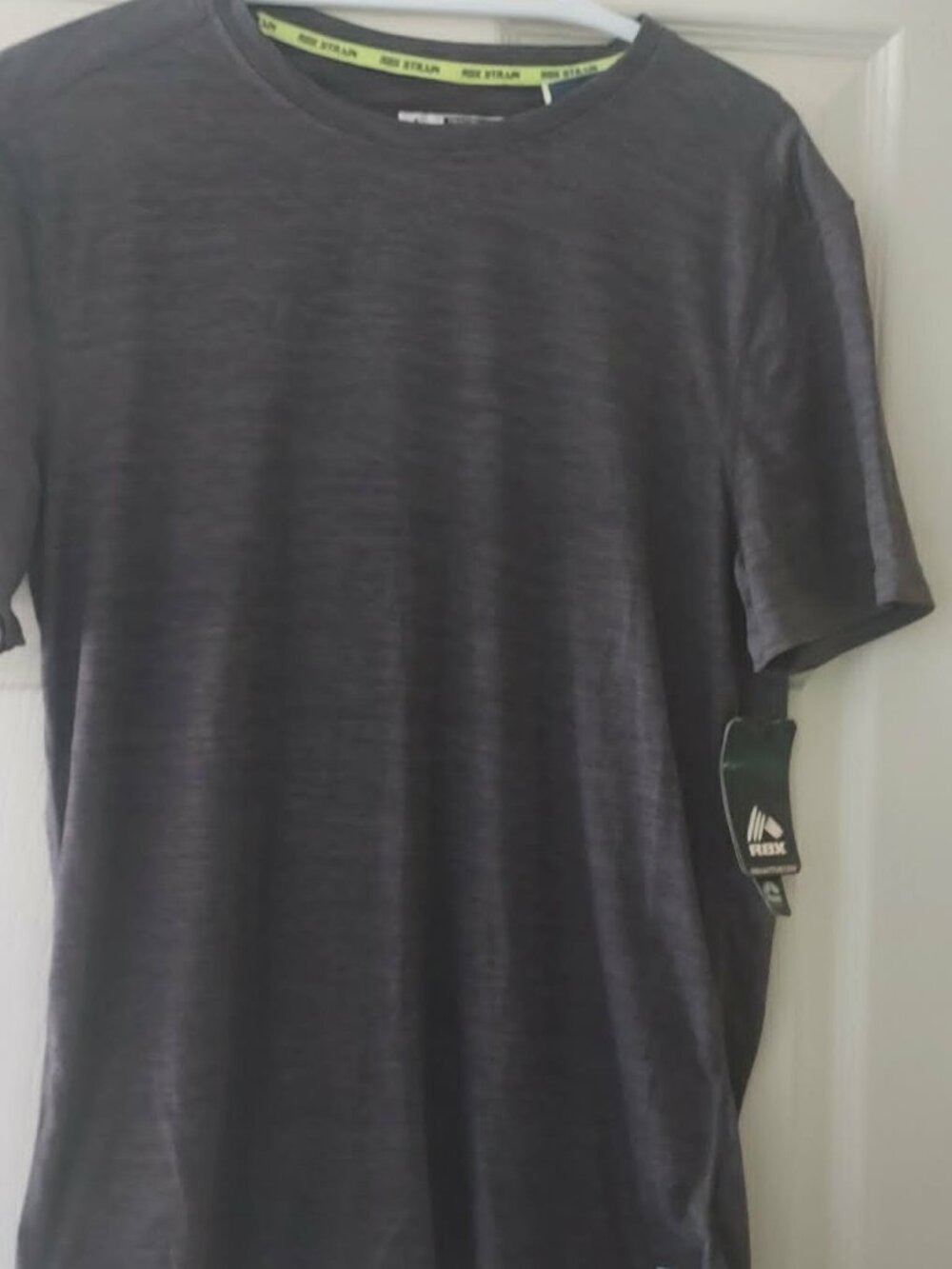 RBX Men's Medium t shirt - Flexibility, quick drying and fade resistant - NEW!